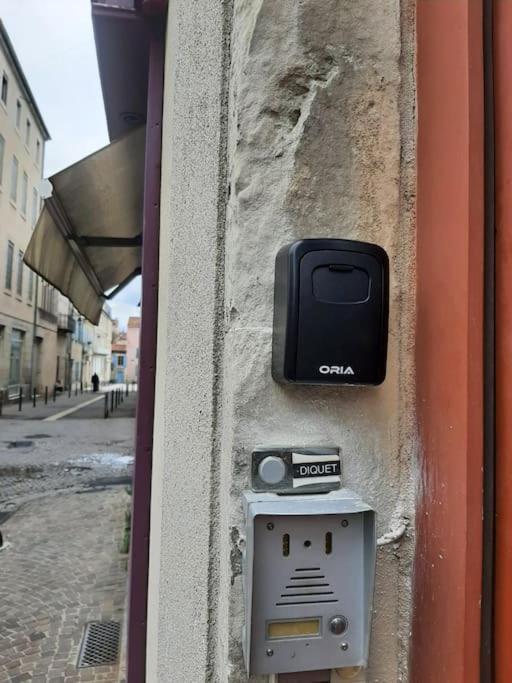 Apartament T3 Hyper-Centre Au Calme Tout Equipe Parking Prive Castres  Zewnętrze zdjęcie