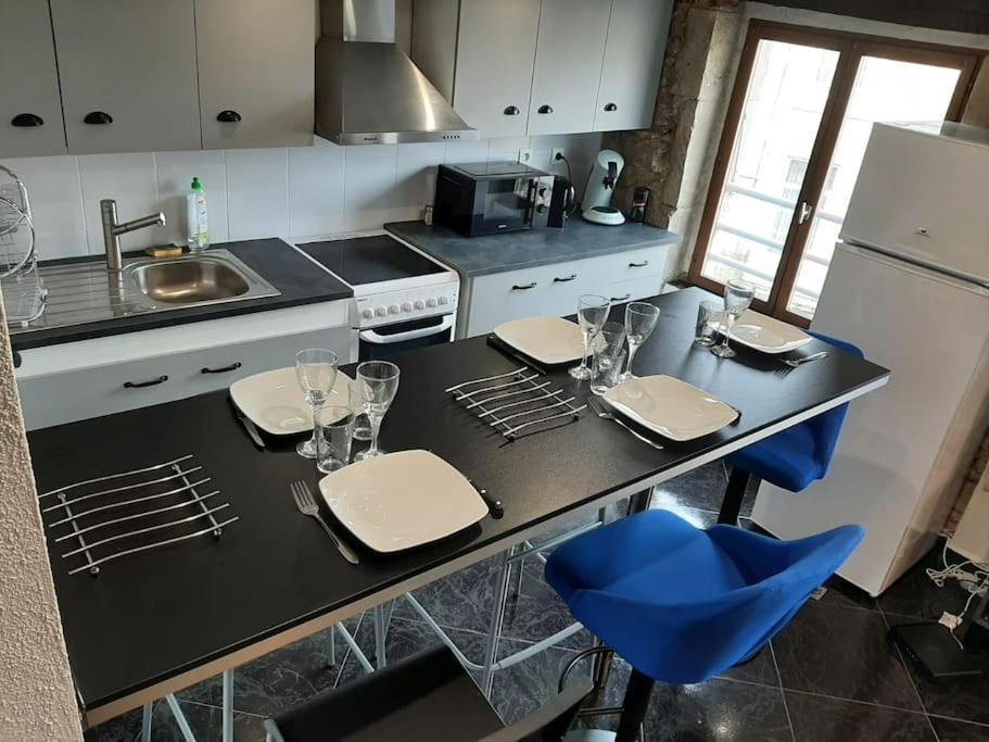Apartament T3 Hyper-Centre Au Calme Tout Equipe Parking Prive Castres  Zewnętrze zdjęcie